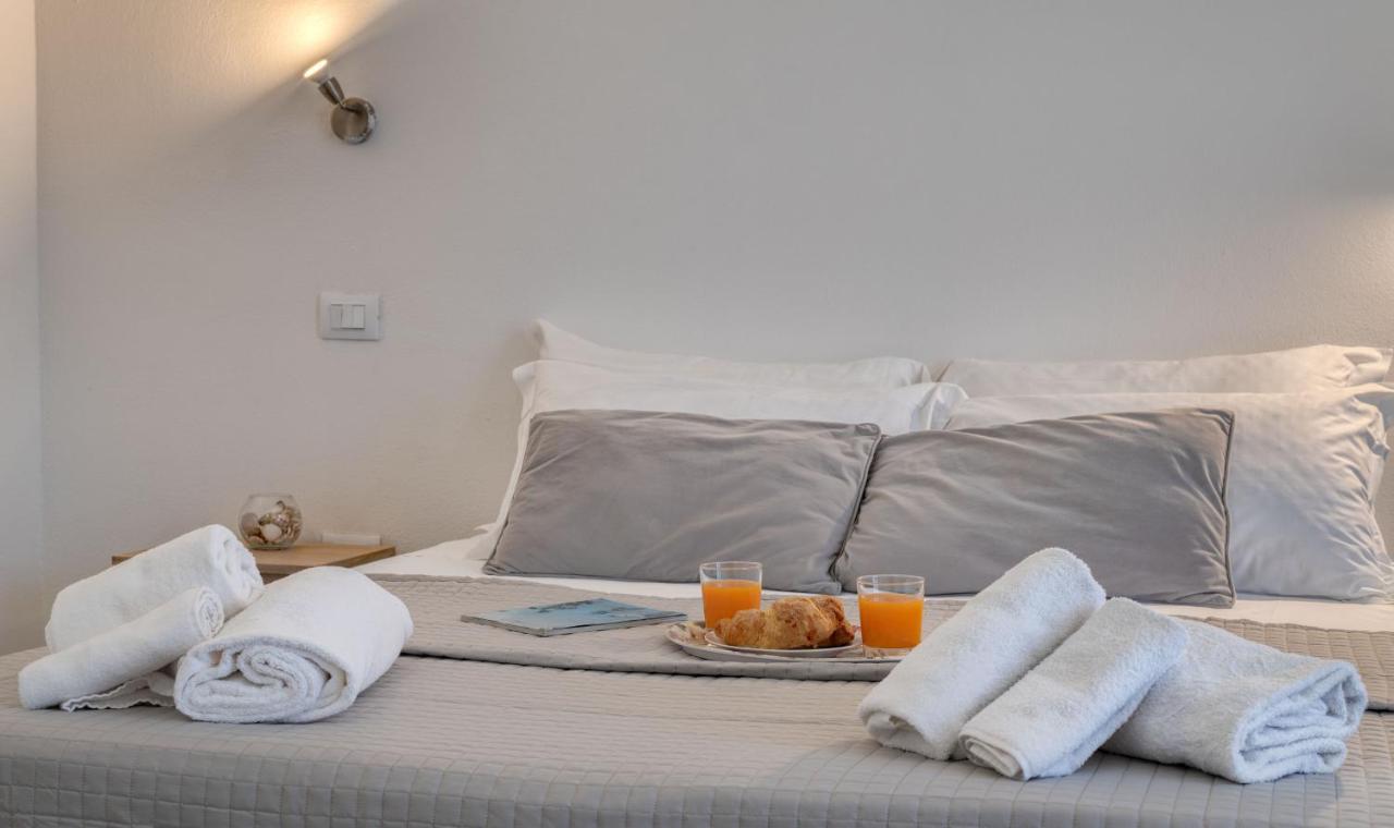 Izzhome Cozy Sunflowers พูลา ภายนอก รูปภาพ
